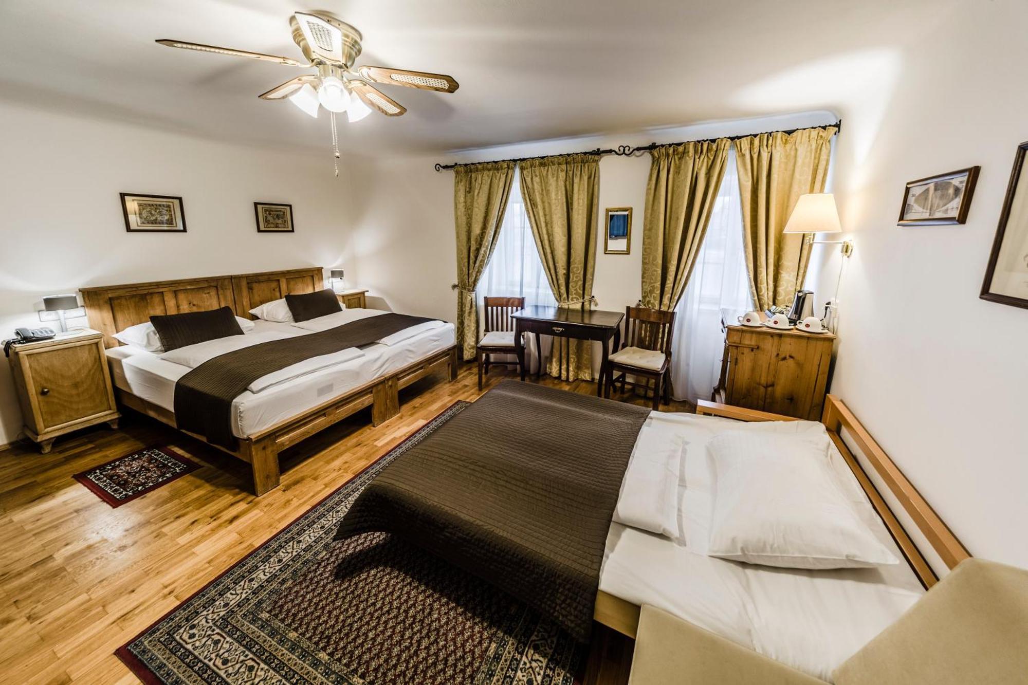 Triple Room with River View,1209641944:JPEG